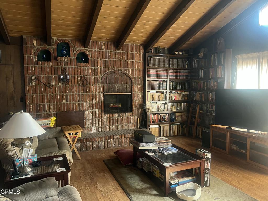 1126 S Gretta Avenue Property Photo 4
