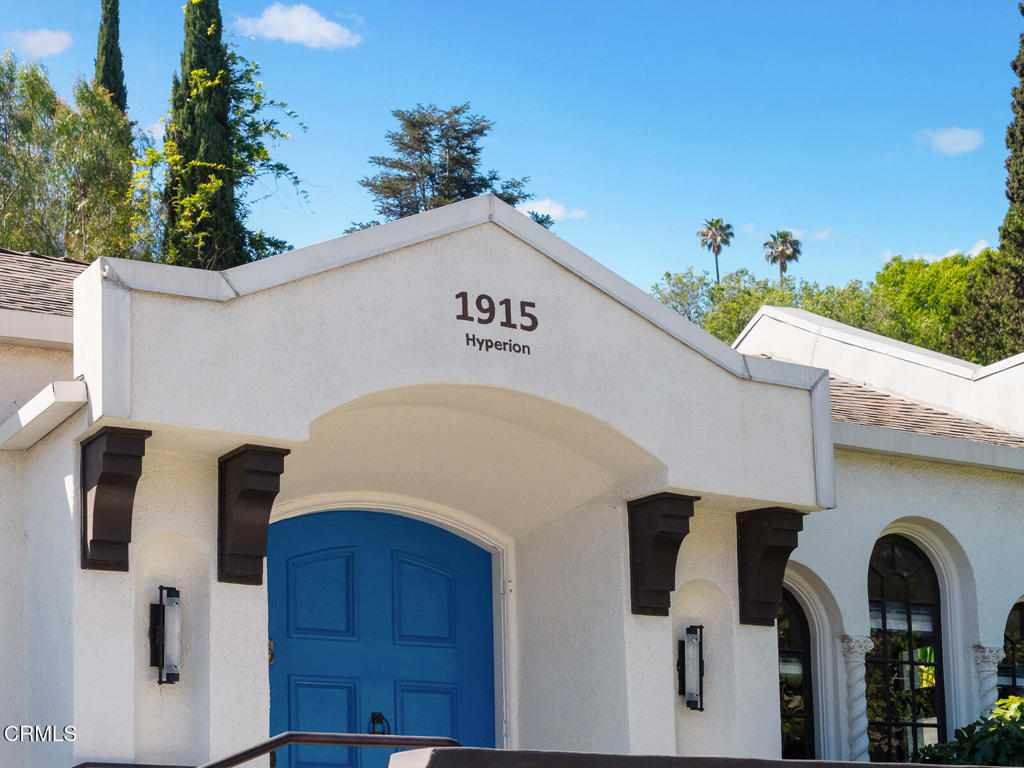 1913 1915 Hyperion Avenue Property Photo 31