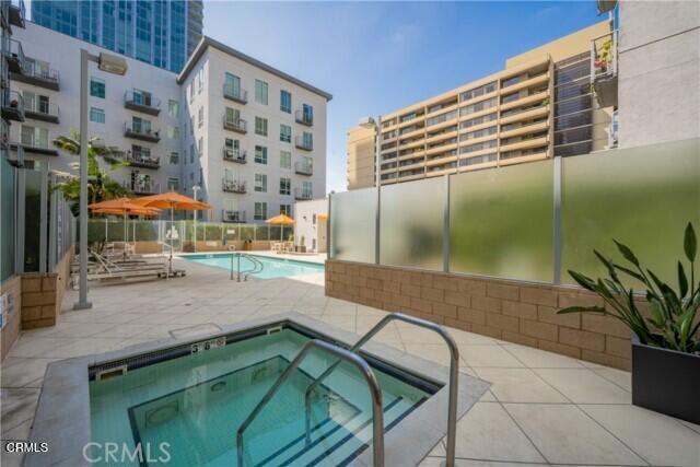 645 W 9th Street 221 Property Photo 16