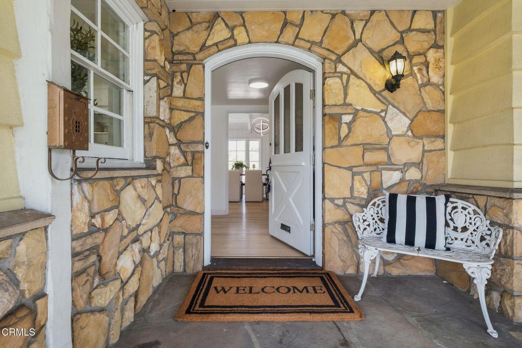 1050 Monte Verde Drive Property Photo 4