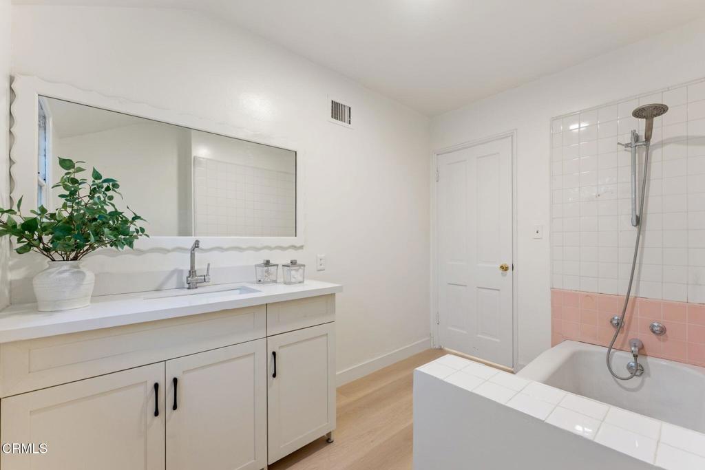 1050 Monte Verde Drive Property Photo 23