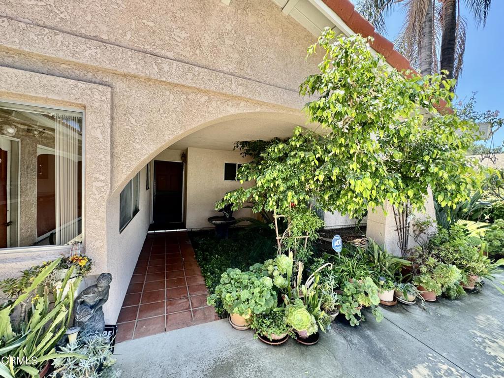 910 Claraday Street Property Photo 3