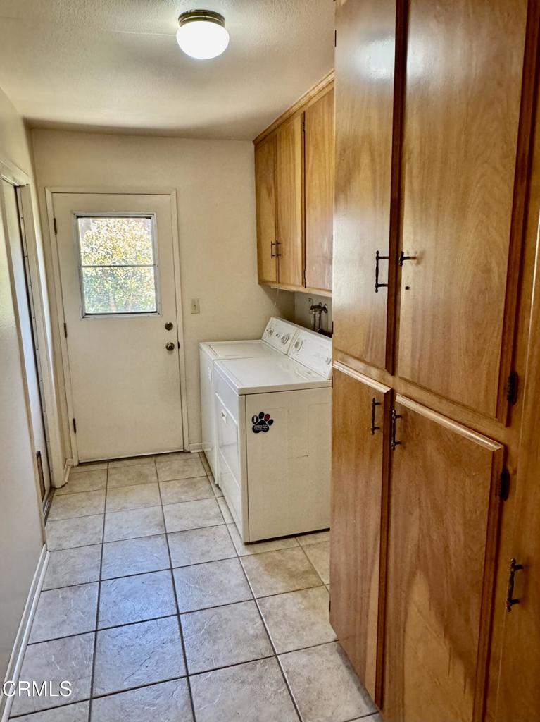 910 Claraday Street Property Photo 10