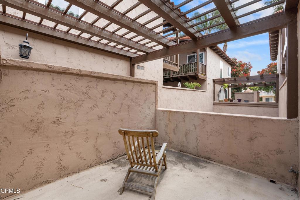 625 S Broadway 2 Property Photo 13