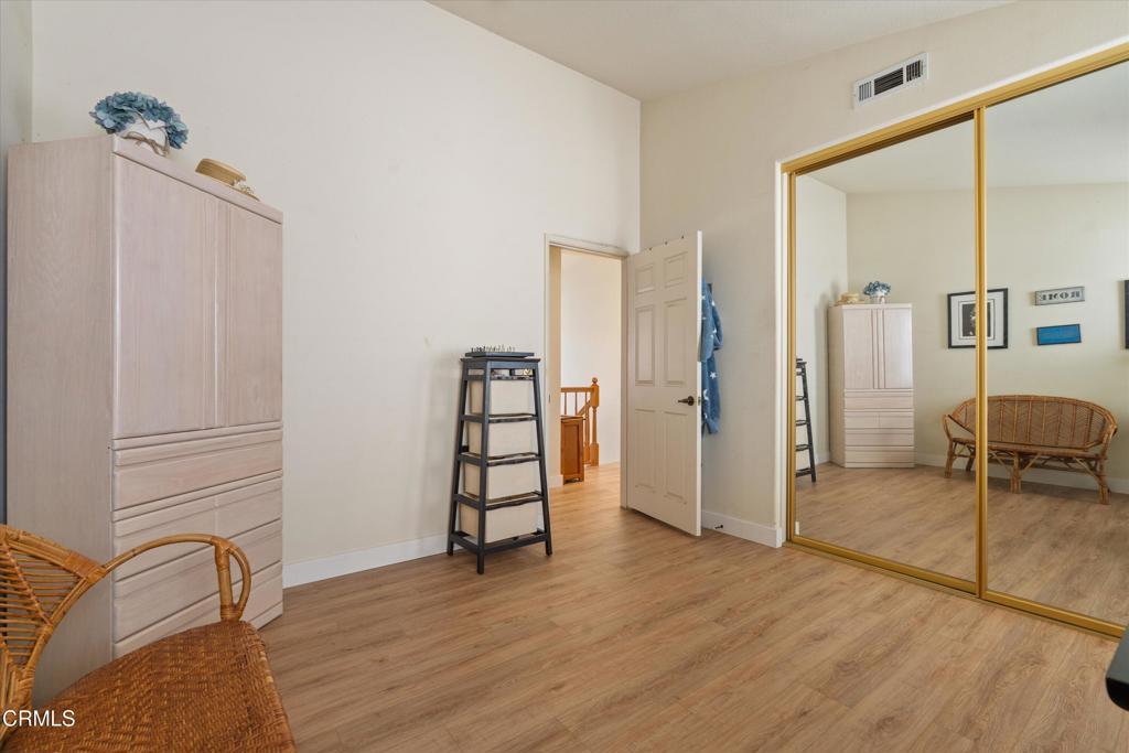 625 S Broadway 2 Property Photo 21