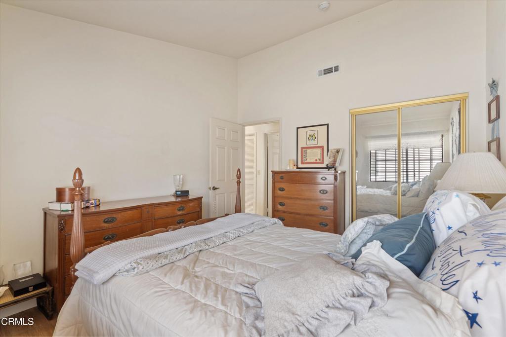 625 S Broadway 2 Property Photo 23