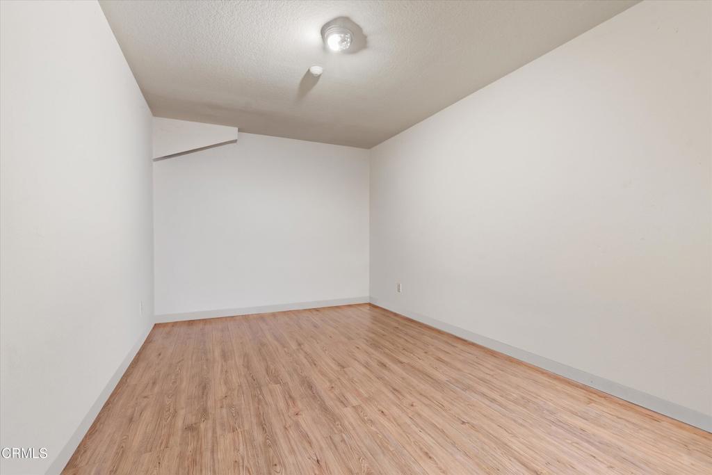625 S Broadway 2 Property Photo 32
