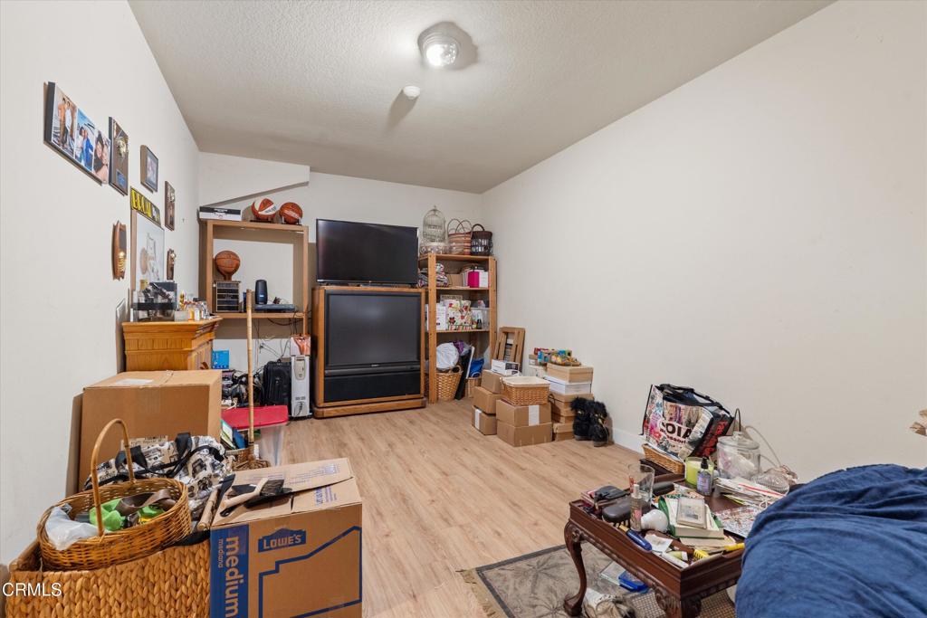 625 S Broadway 2 Property Photo 33