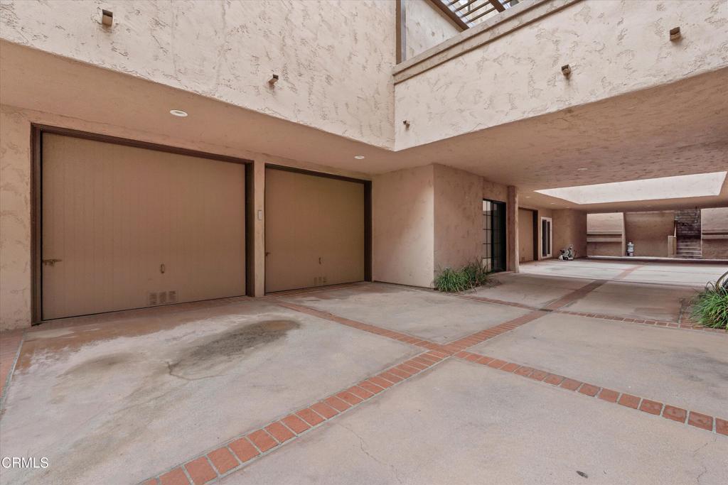 625 S Broadway 2 Property Photo 34
