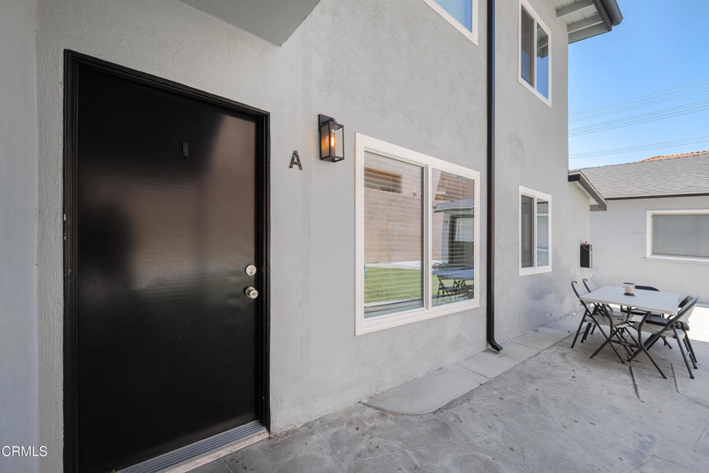 627 E Magnolia Boulevard A Property Photo 1