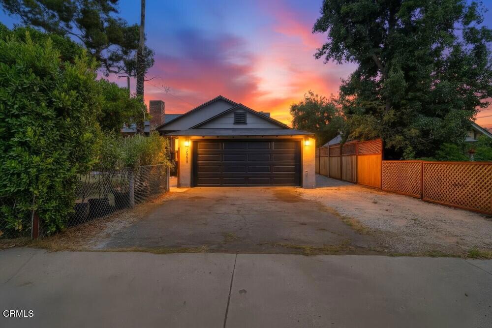 2386 Glenrose Avenue Property Photo 1