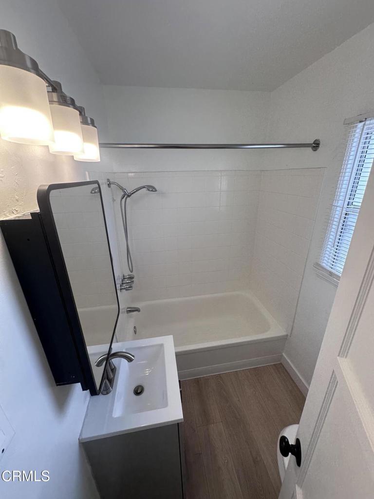 1424 E Wilson Avenue C Property Photo 6