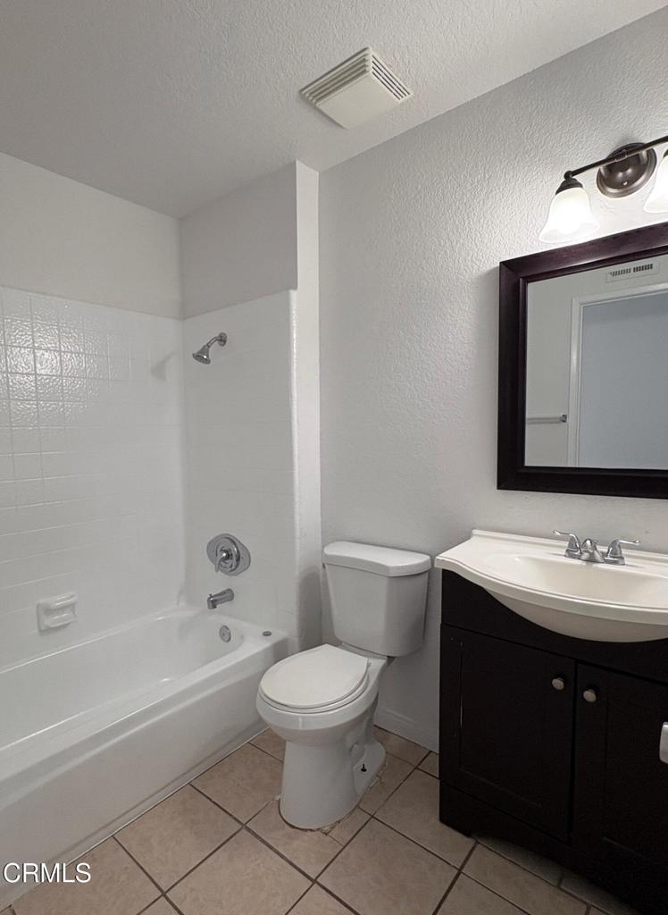 1811 Ewing Court Property Photo 18