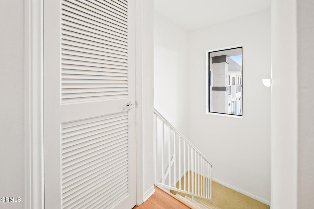 111 S Oak Knoll Avenue 107 Property Photo 27