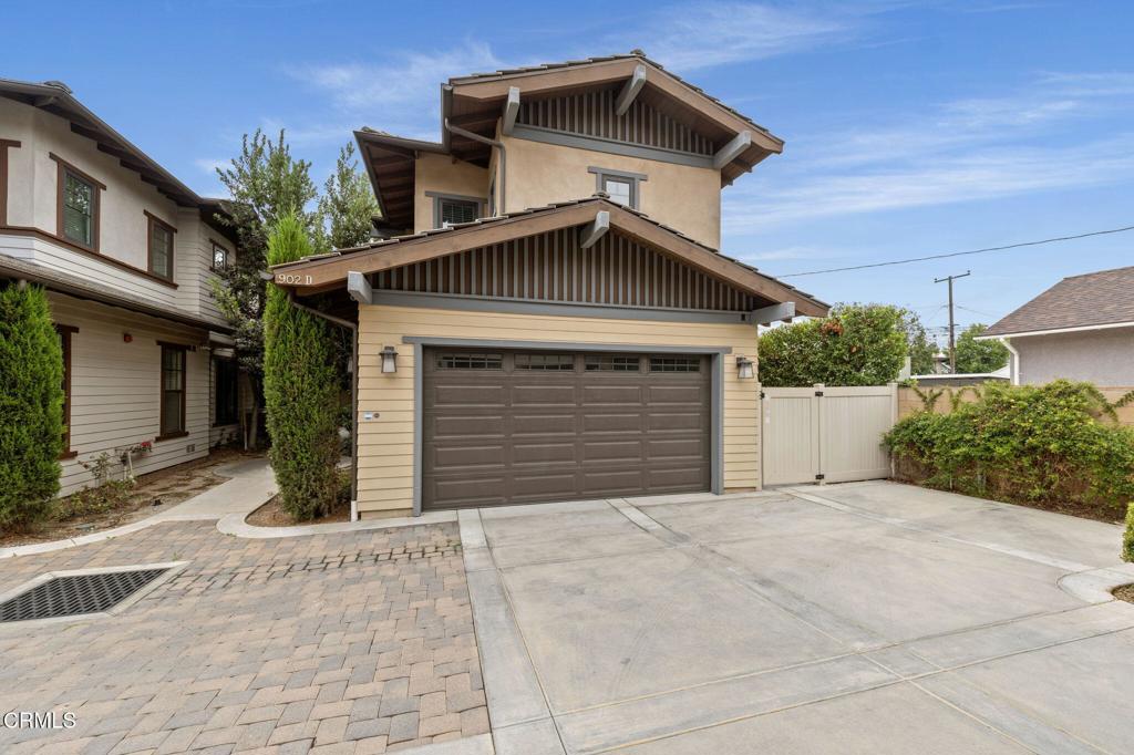 902 W Colorado Boulevard D Property Photo 1