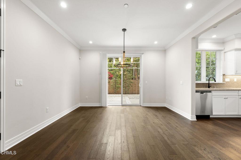 902 W Colorado Boulevard D Property Photo 8