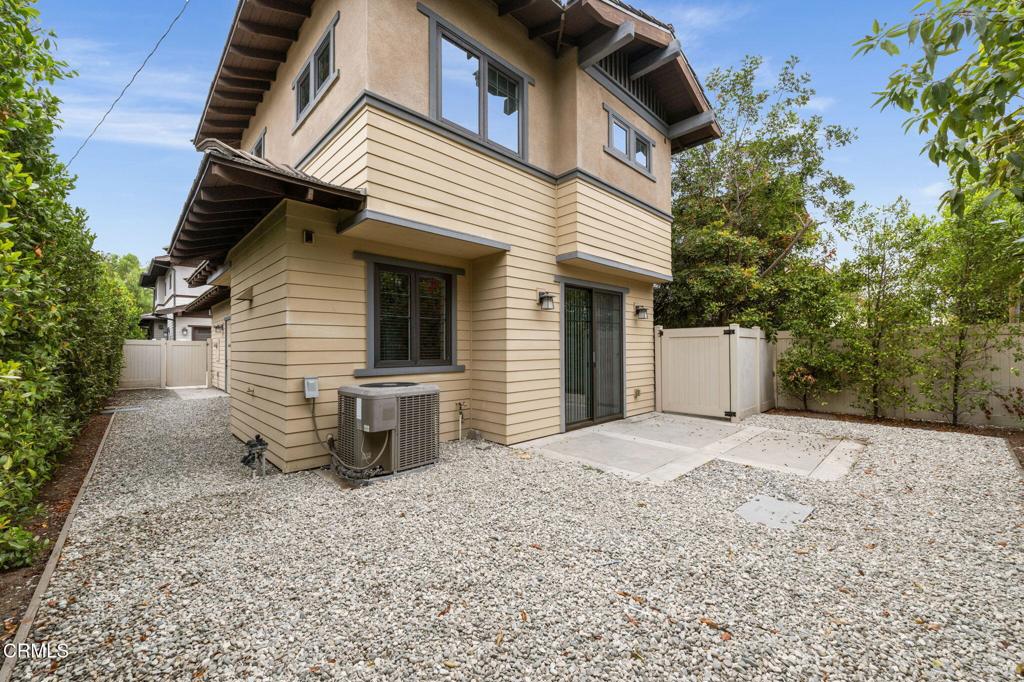 902 W Colorado Boulevard D Property Photo 25