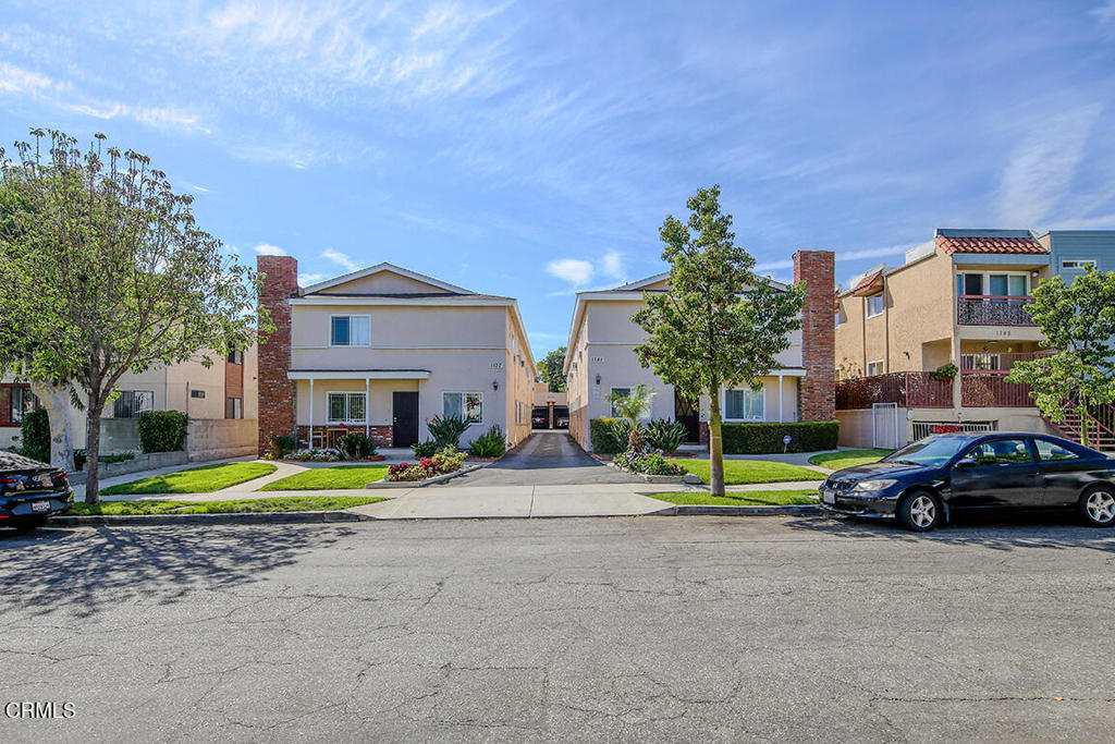 1137 Irving Avenue Property Photo 12