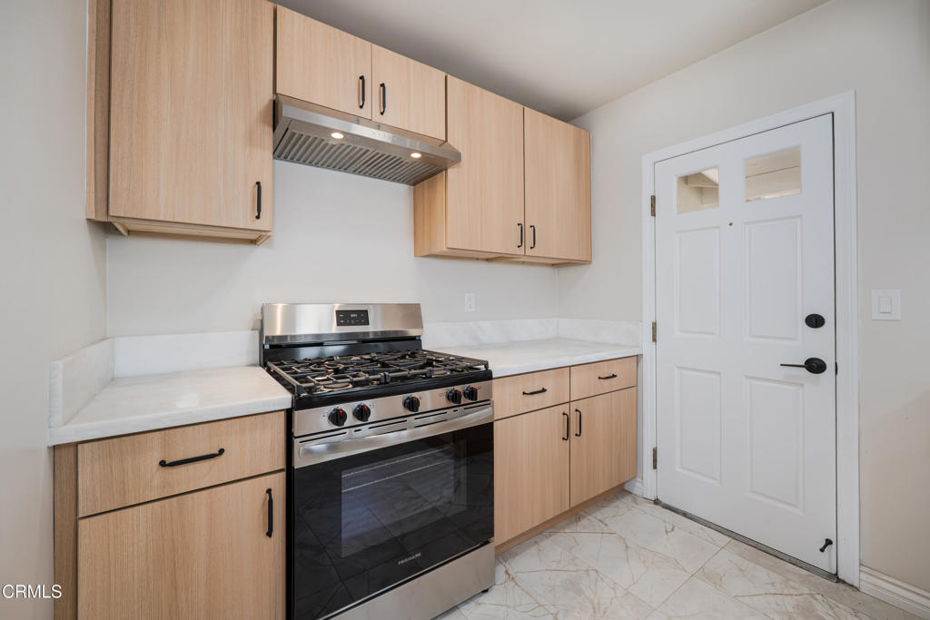 7731 Ferncola Avenue Property Photo 7