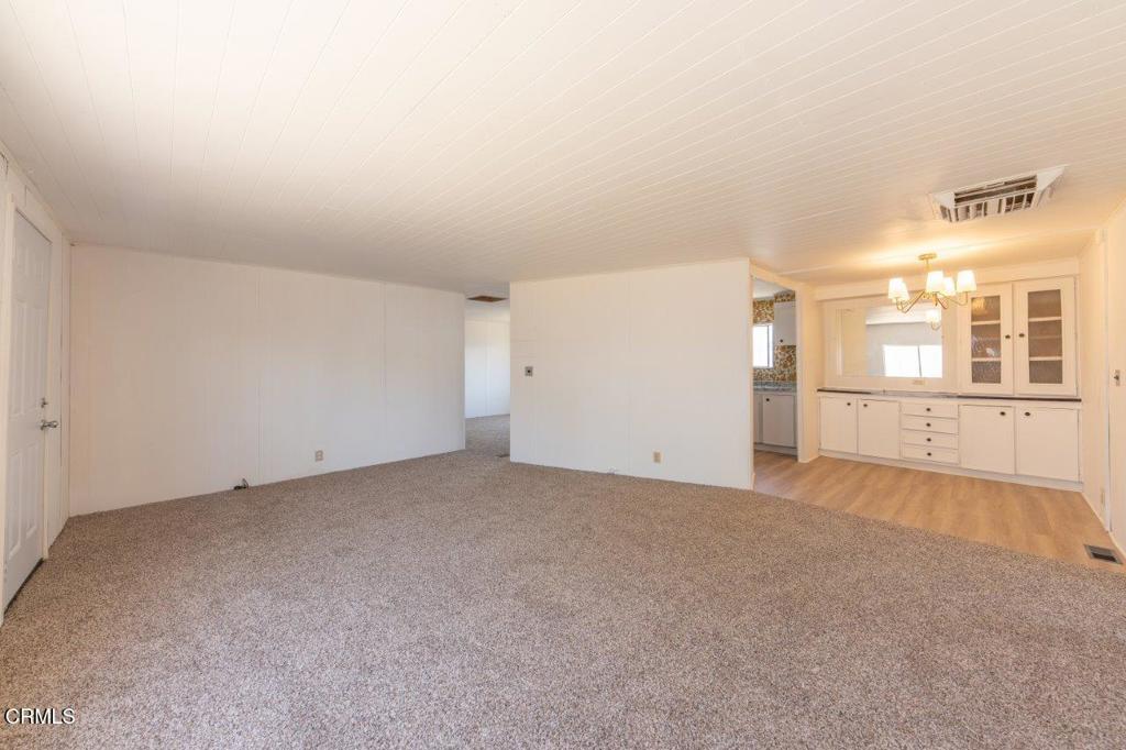 1404 W Langley Avenue Property Photo 2