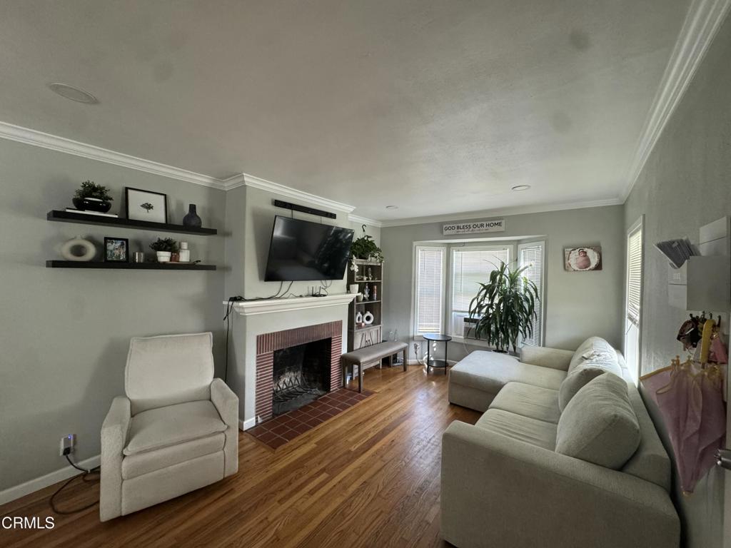 5902 Ivar Avenue Property Photo 2