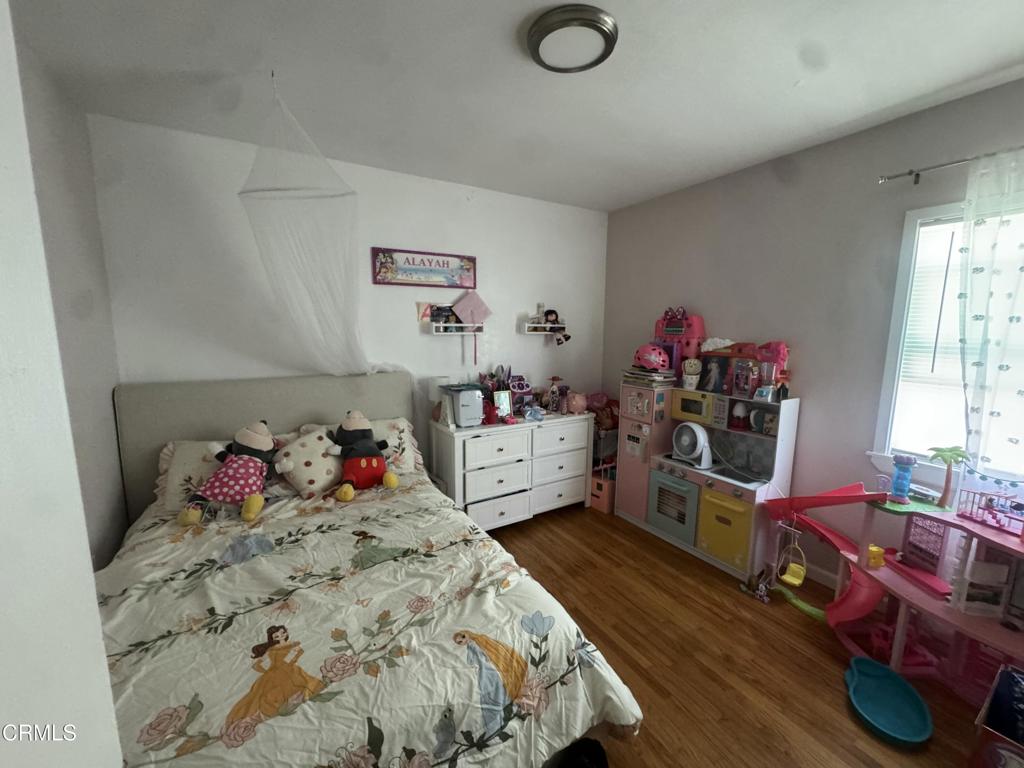 5902 Ivar Avenue Property Photo 6