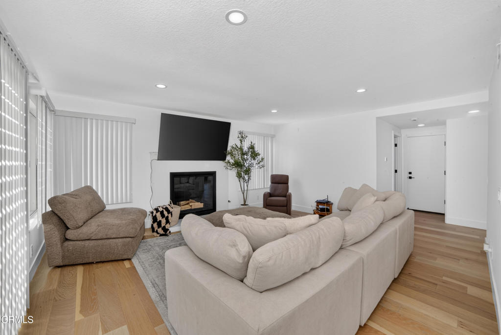 5672 San Marino Way Property Photo 17
