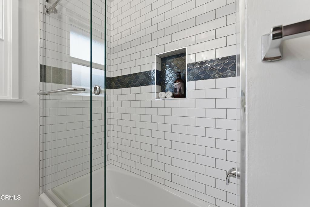 22718 Cantlay Street Property Photo 16
