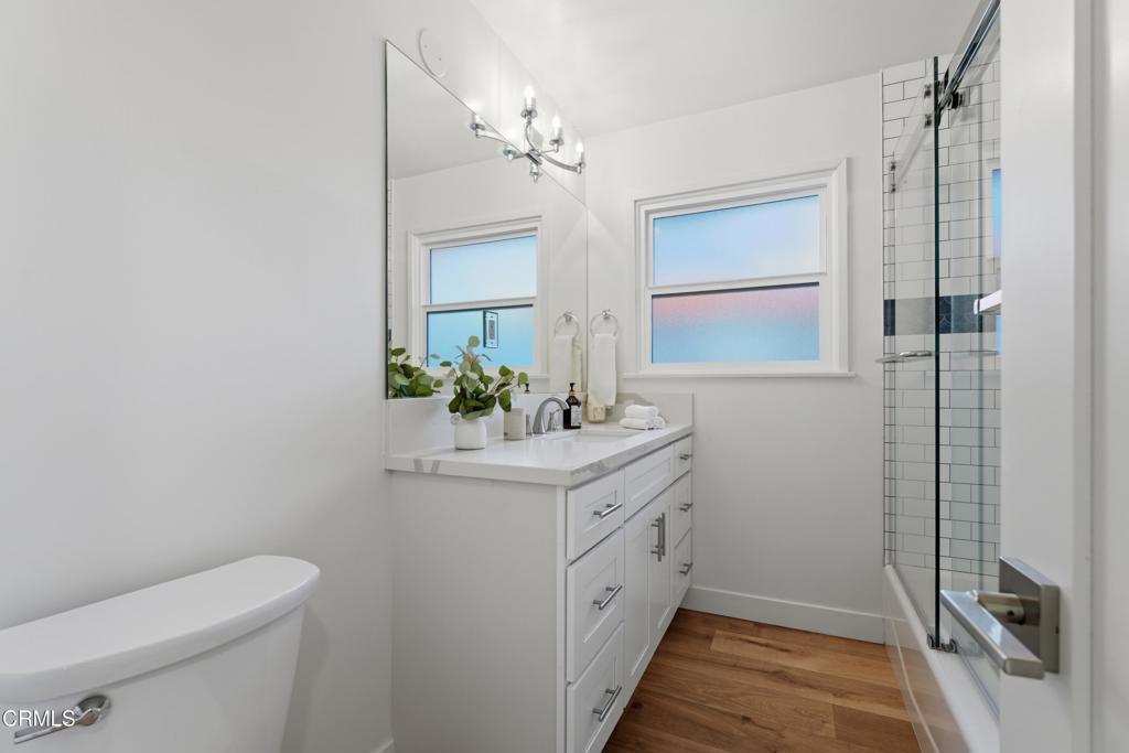 22718 Cantlay Street Property Photo 17