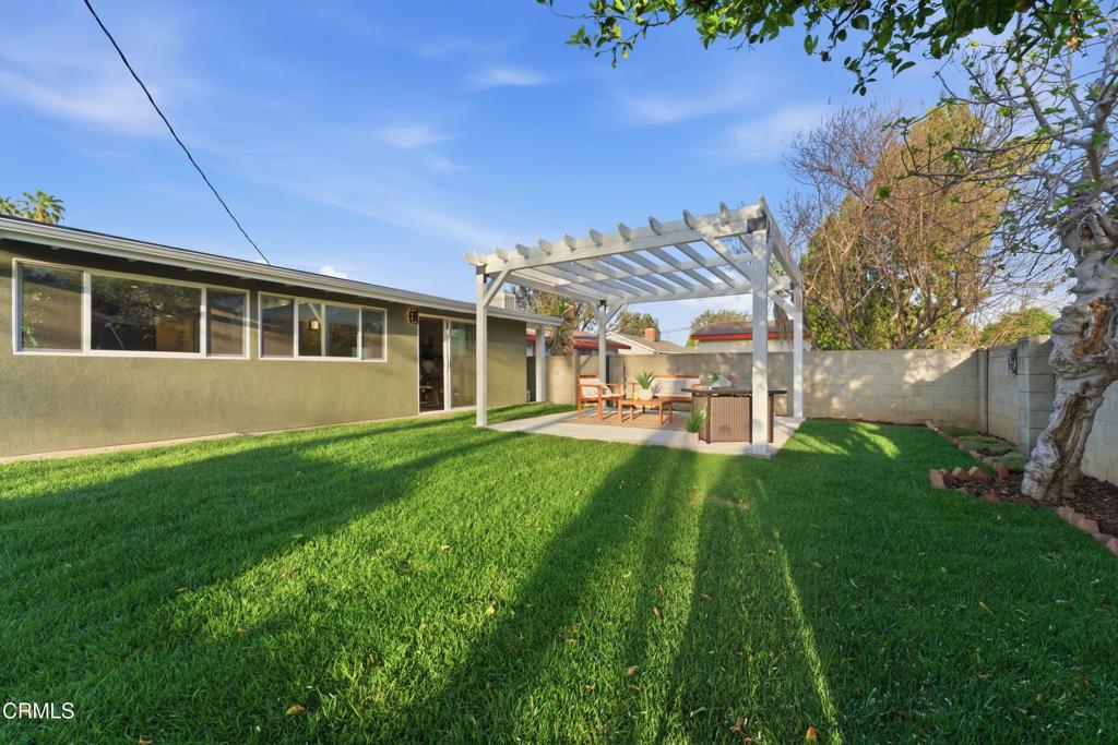 22718 Cantlay Street Property Photo 20
