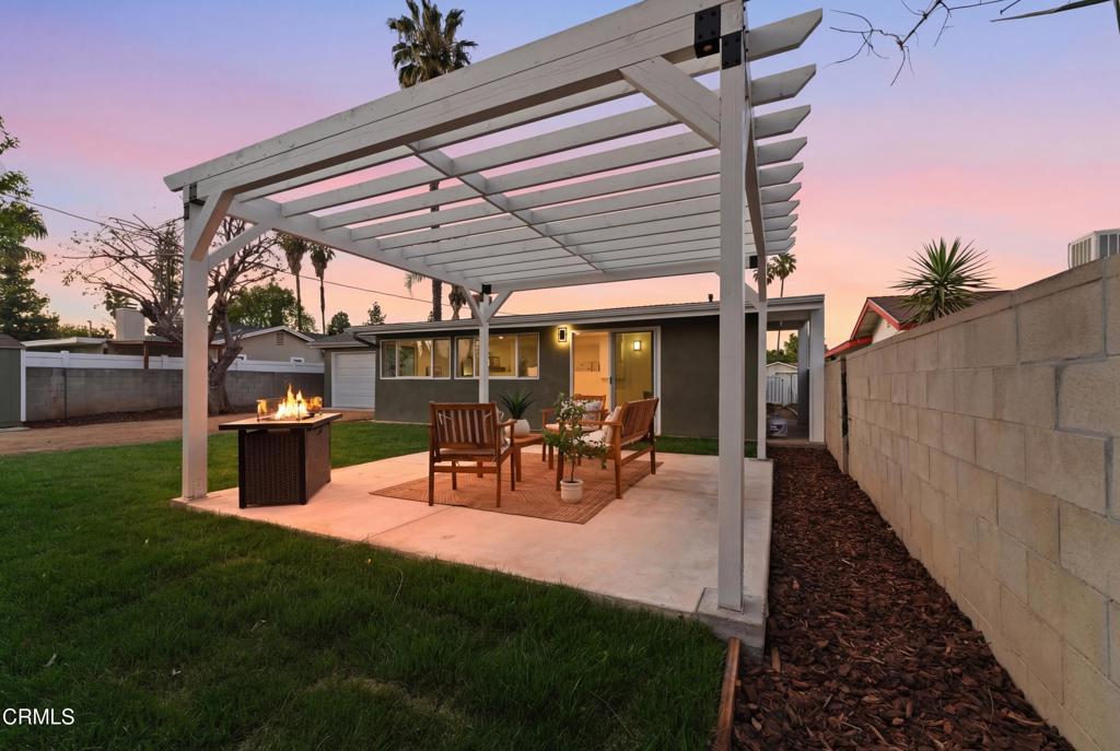 22718 Cantlay Street Property Photo 52