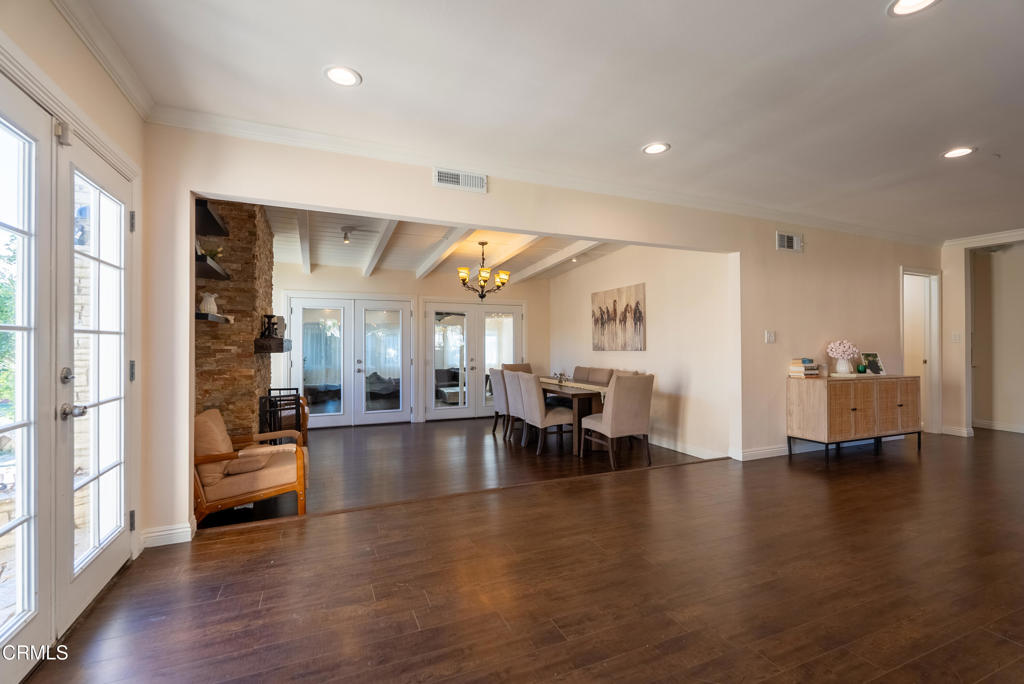 13615 Herrick Avenue Property Photo 10