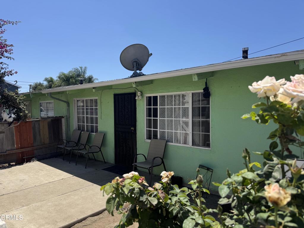 1052 N Wilmington Boulevard Property Photo 1