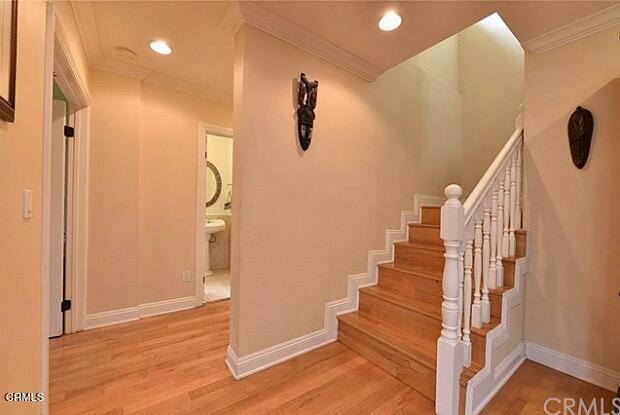 1736 Vistillas Road Property Photo 16