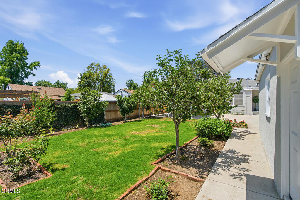 1010 Roxbury Drive Property Photo 31