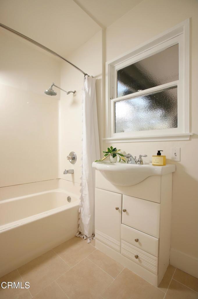 4535 Indiana Avenue Property Photo 16
