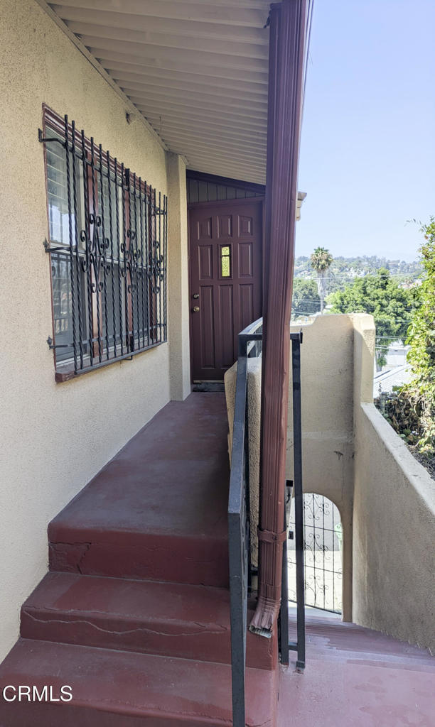 1 Waverly Drive Property Photo 5