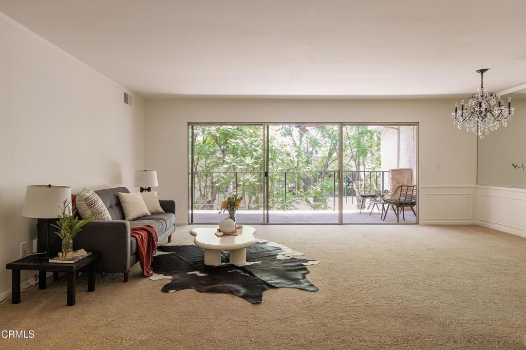 266 S Madison Avenue 308 Property Photo 3