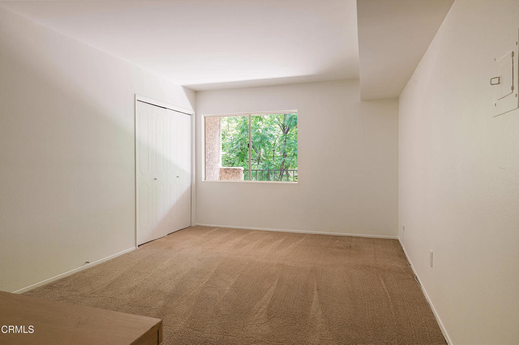 266 S Madison Avenue 308 Property Photo 18