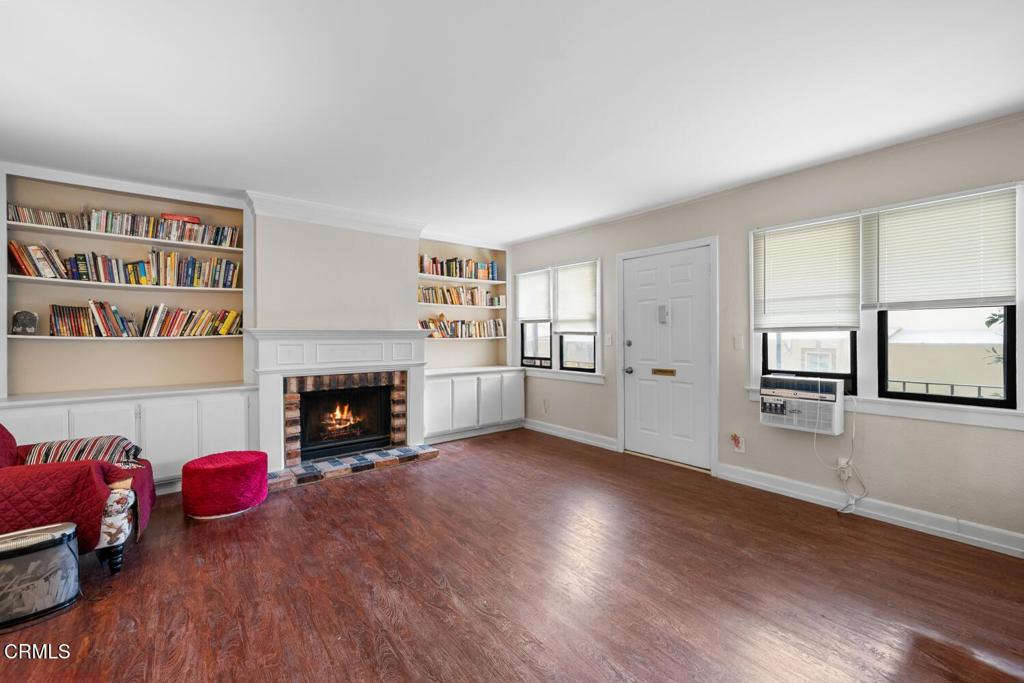 4117 Ocean View Boulevard Property Photo 6