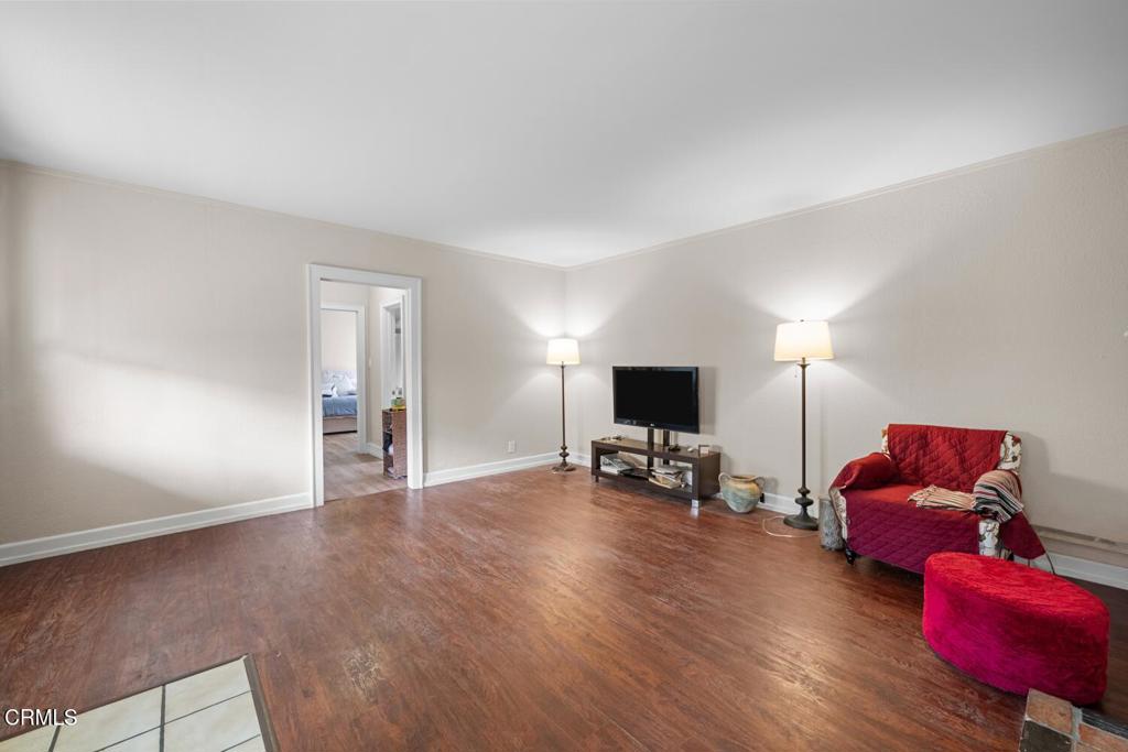 4117 Ocean View Boulevard Property Photo 7