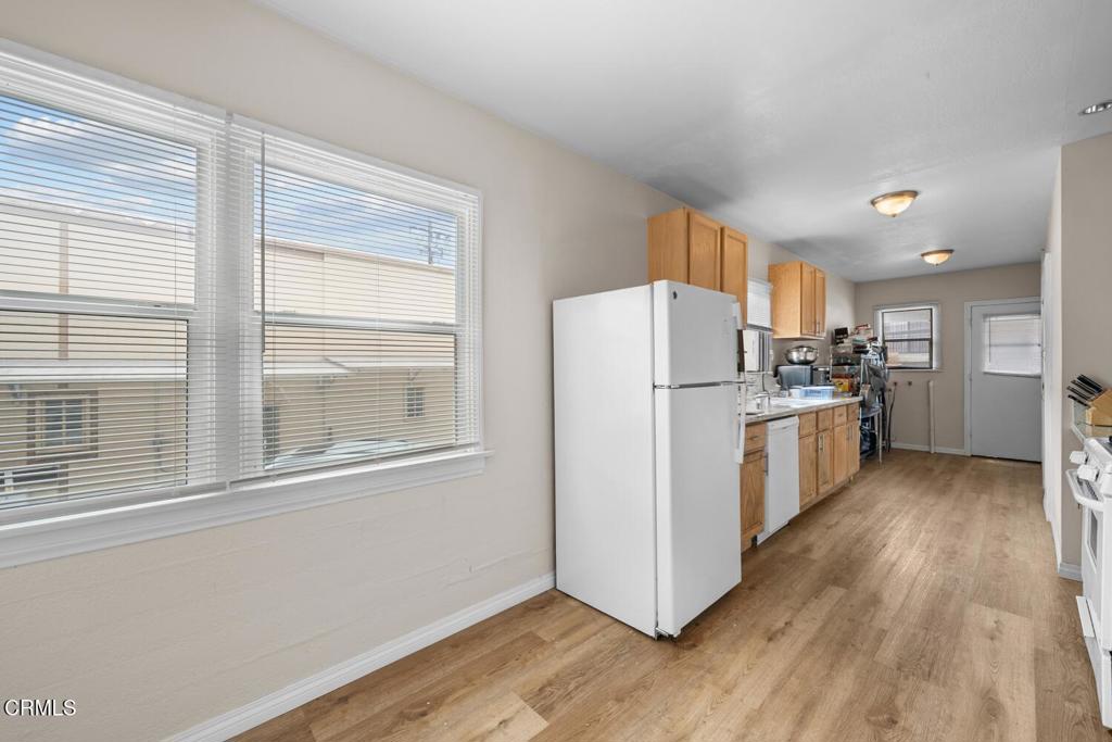 4117 Ocean View Boulevard Property Photo 10