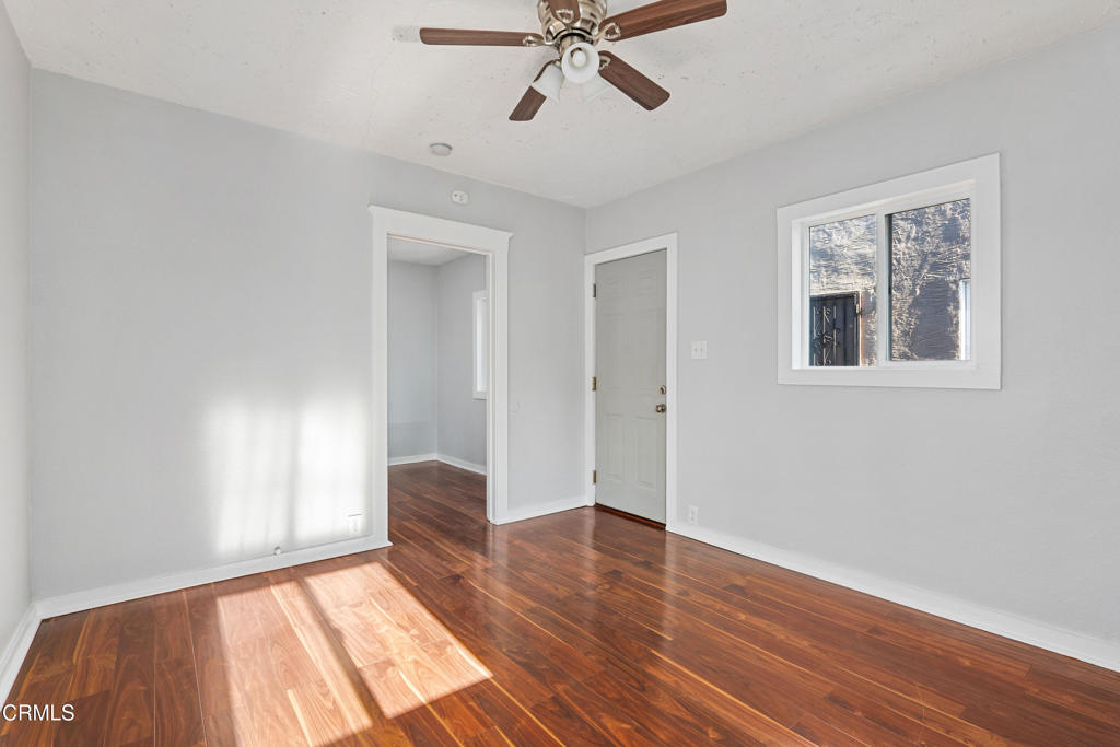 1488 W Sunset Boulevard 1486 Property Photo 2