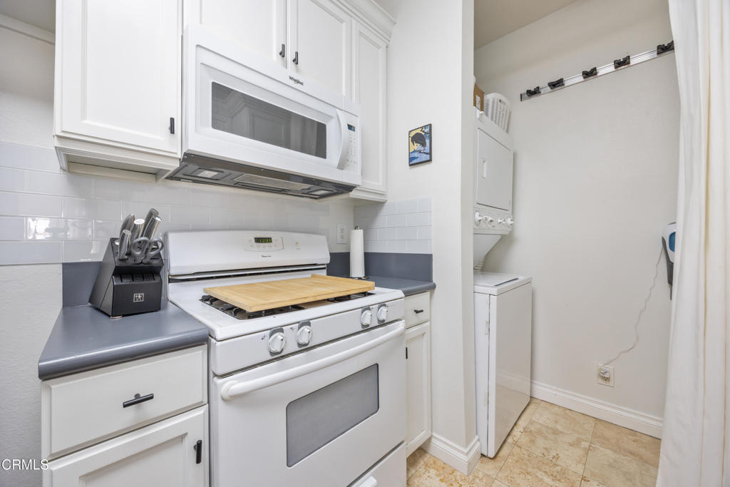 87 S Allen Avenue 205 Property Photo 7