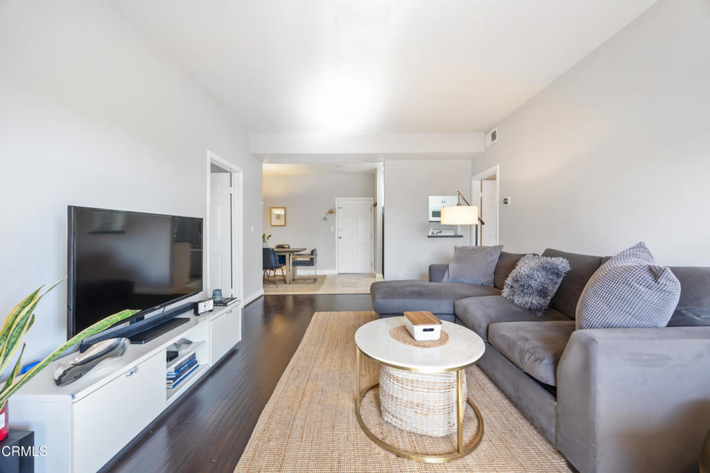 87 S Allen Avenue 205 Property Photo 15