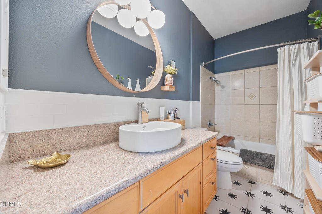 87 S Allen Avenue 205 Property Photo 20