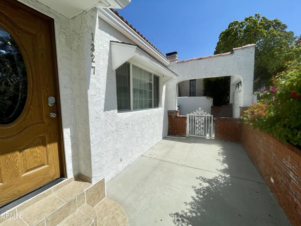 1327 Allen Property Photo 2