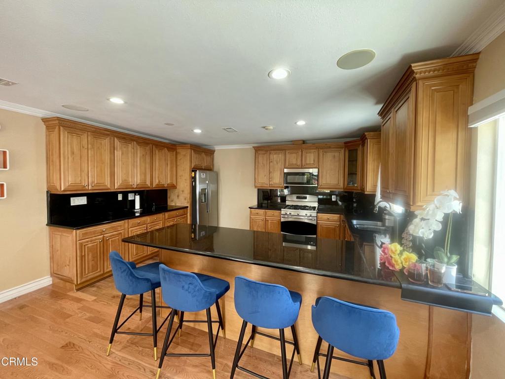 1327 Allen Property Photo 8