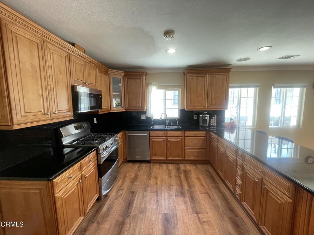 1327 Allen Property Photo 10