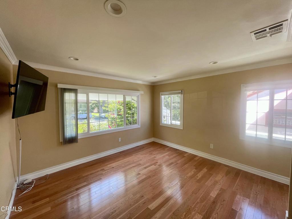 1327 Allen Property Photo 13